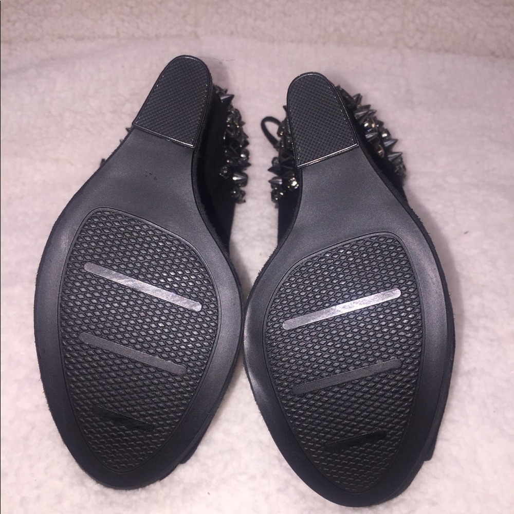 Ziginy Shoes - image 4